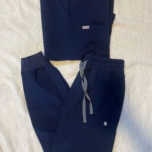 FIGS Navy Blue Scrub Set